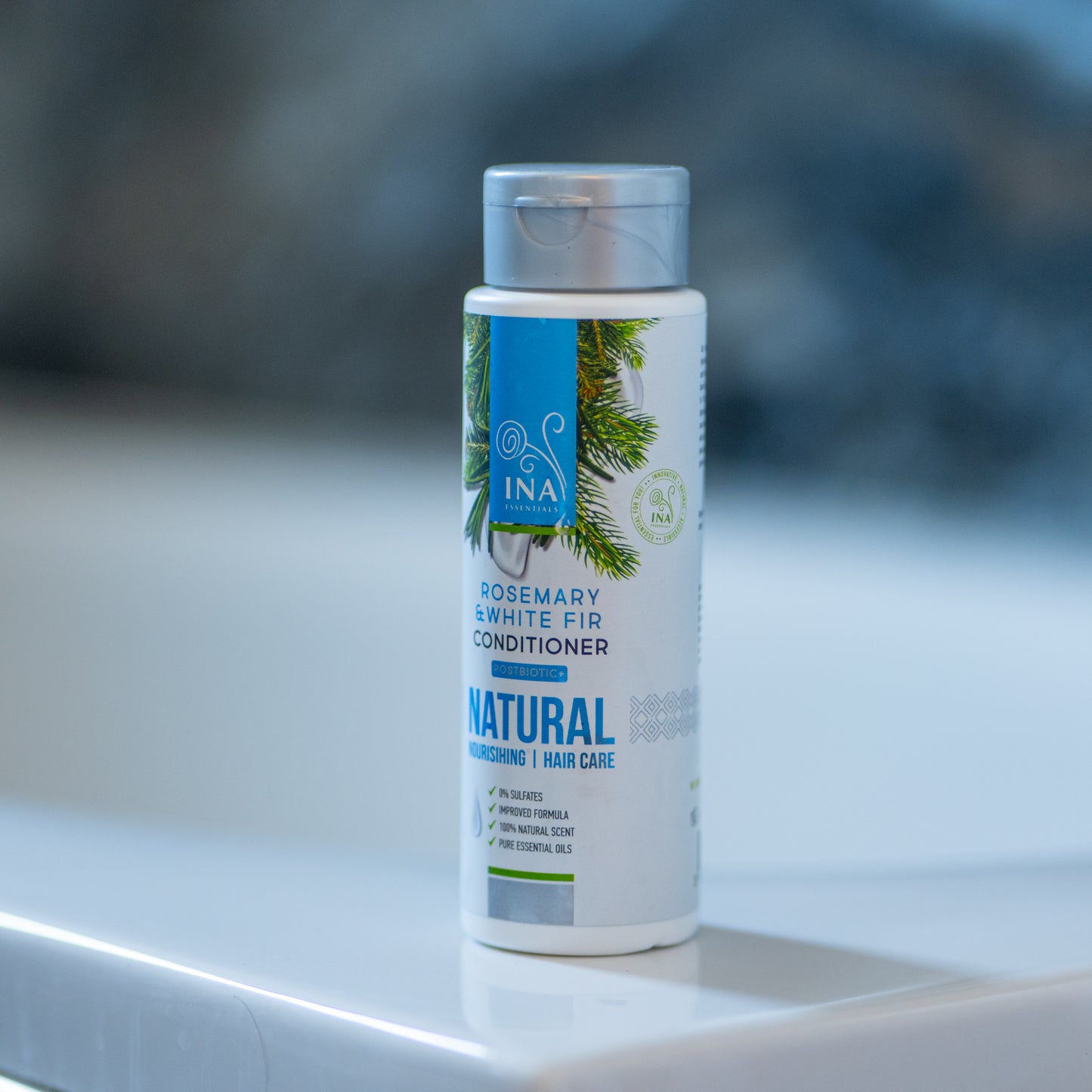+ Cadou Balsam de păr natural cu ulei de Rozmarin și Brad alb
