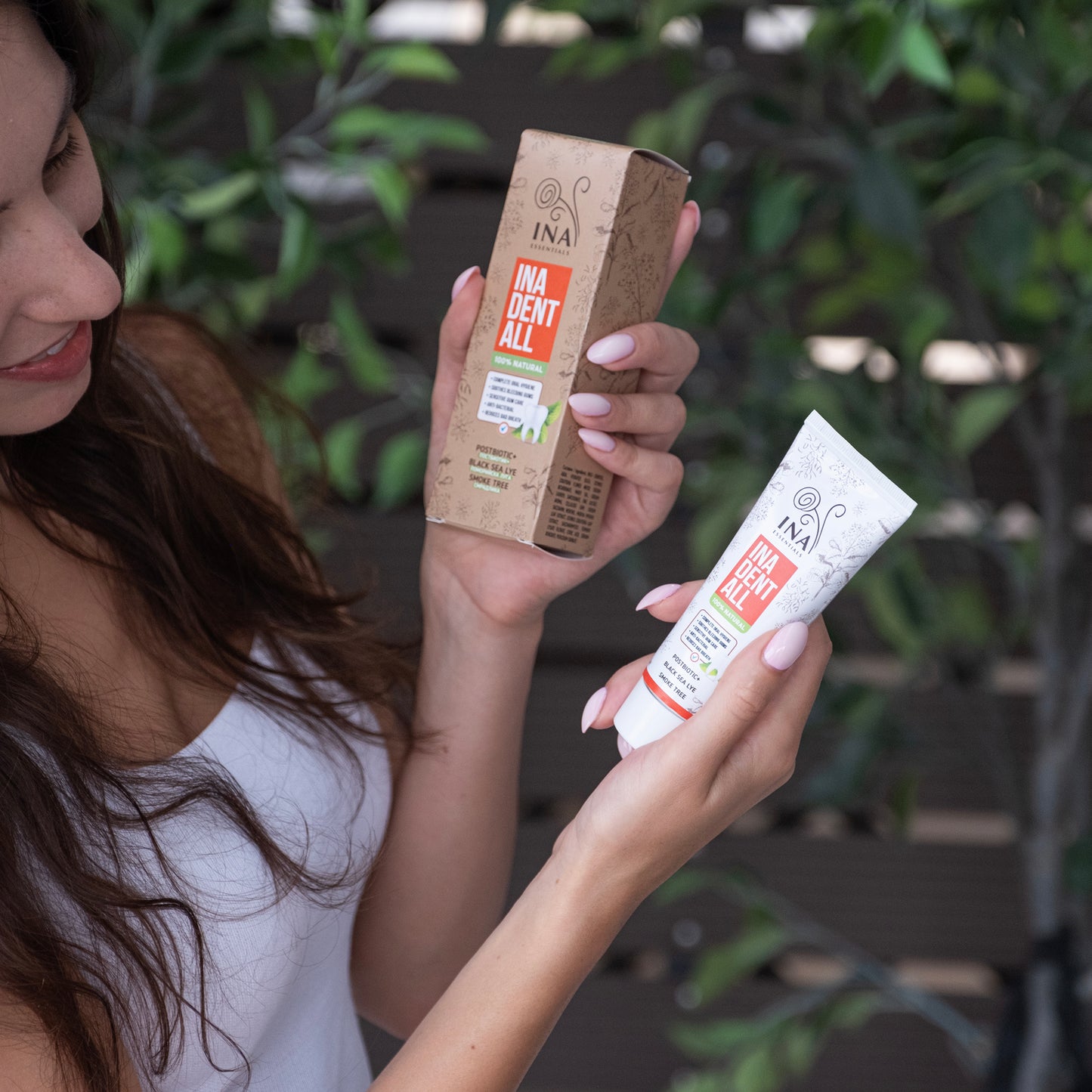 + Cadou Pastă de dinți Naturală fără Fluor cu Scumpie, Minerale din Marea Neagră și postbiotic - Ina Dent-All