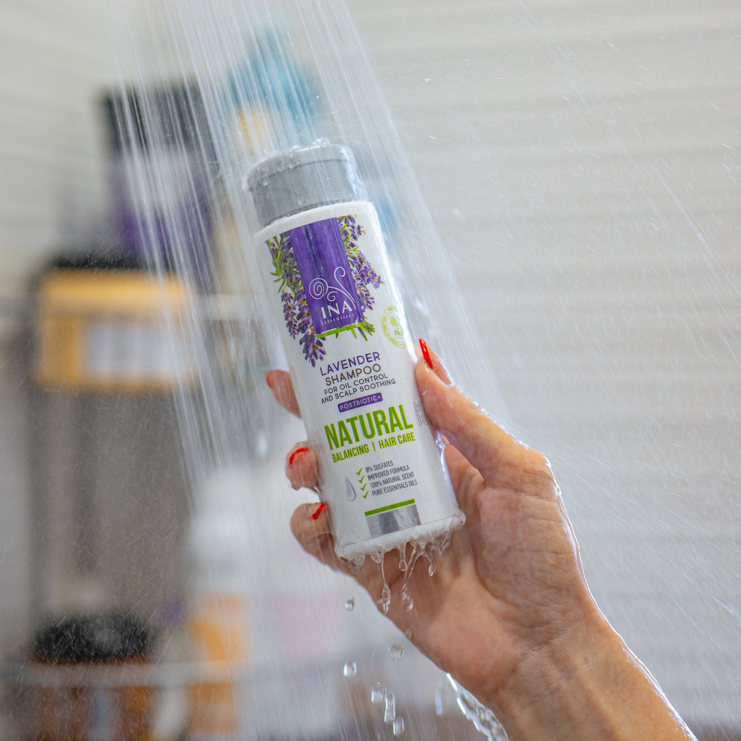 Cumpără 4 Hydrolina de Lavandă, Primești 1 Șampon cu Lavandă, 1 Ulei esențial și 1 Săpun Gratuit