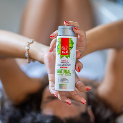 Cumpără Șamponul Natural cu Urzică și Pasta de dinți Ina Dent-All și Primești Gratuit Spuma Intimă FloraSync Active