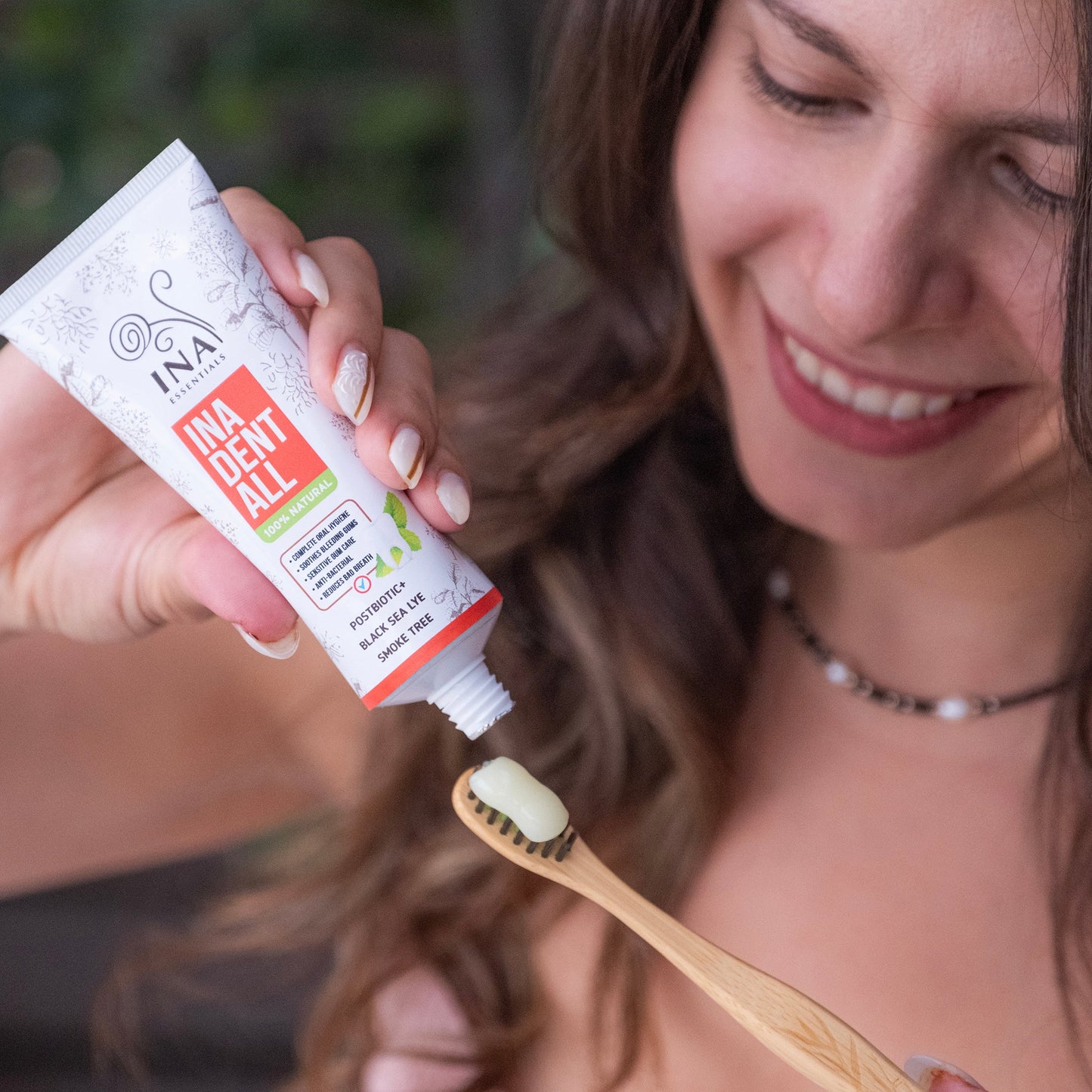 Cumpără 2 Paste de Dinți Naturale și 1 Apă de Gură cu Scumpie și primești 2 Paste de Dinți Naturale Gratuite